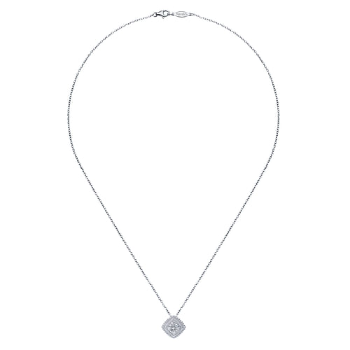 925 Sterling Silver Diamond Cluster Pendant Necklace