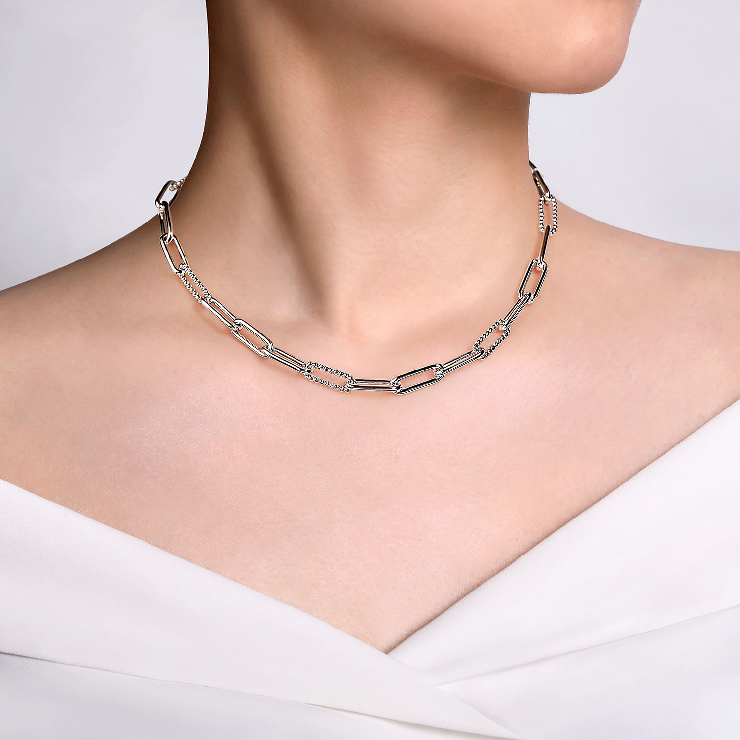 925 Sterling Silver Oval Link Chain Necklace with Bujukan Stations