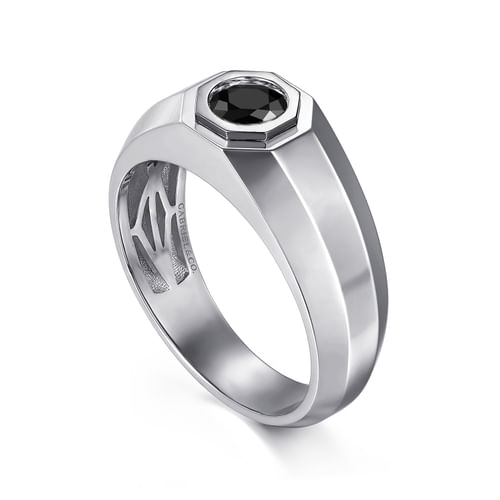 925 Sterling Silver Round Onyx Mens Engagement Ring in High Polish Finish