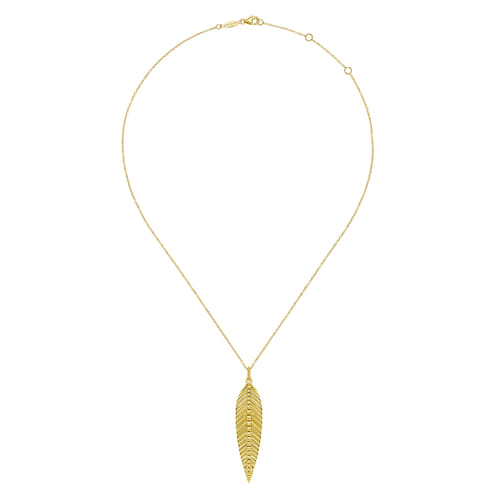 Pendant Necklace 14K Yellow Gold Bujukan