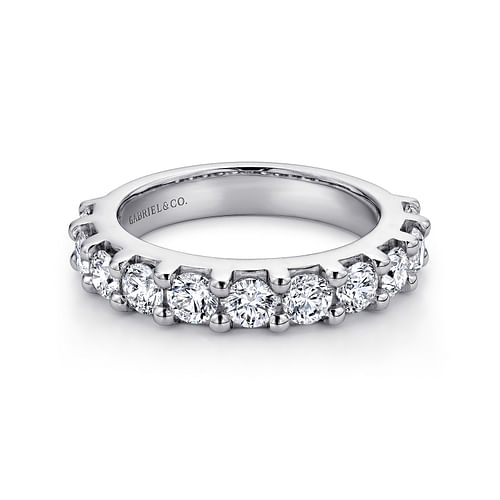 Platinum 11 Stone Shared Prong Diamond Anniversary Band