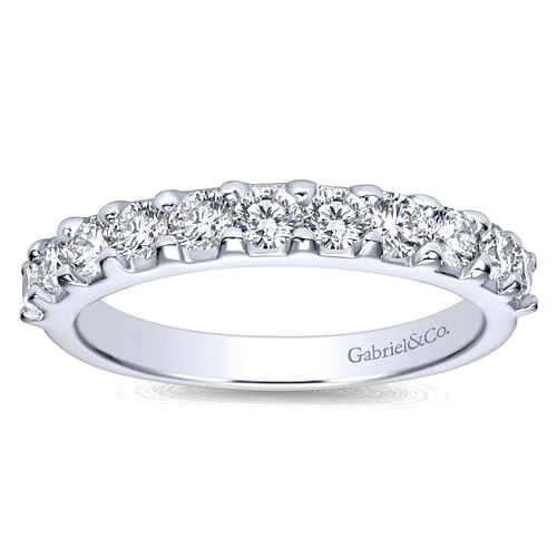 Platinum 11 Stone Shared Prong Diamond Anniversary Band