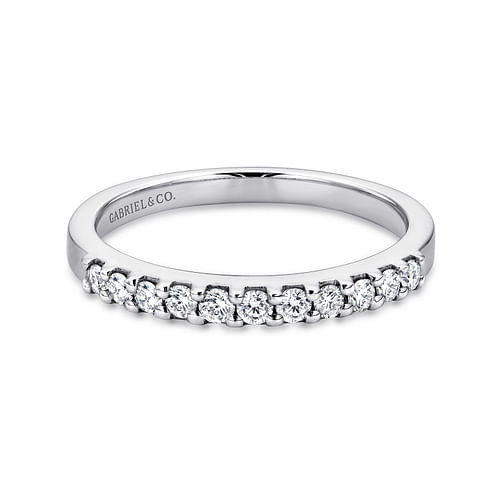 Platinum 11 Stone Shared Prong Set Diamond Wedding Band