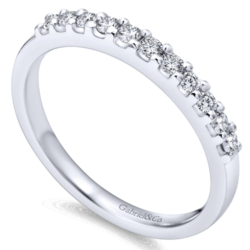 Platinum 11 Stone Shared Prong Set Diamond Wedding Band