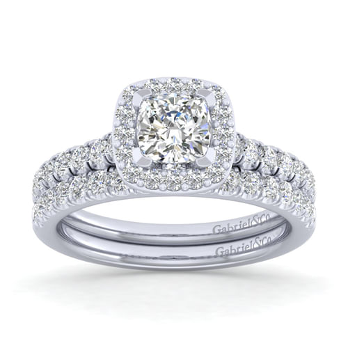 Platinum Diamond Engagement Ring