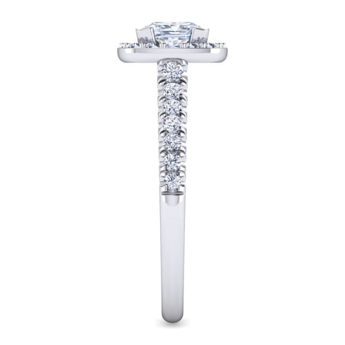 Platinum Diamond Engagement Ring