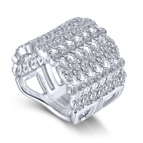 Platinum Diamond Ladies Ring