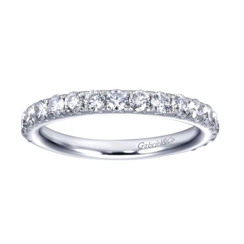 Platinum Fishtail Pavé Diamond Wedding Band