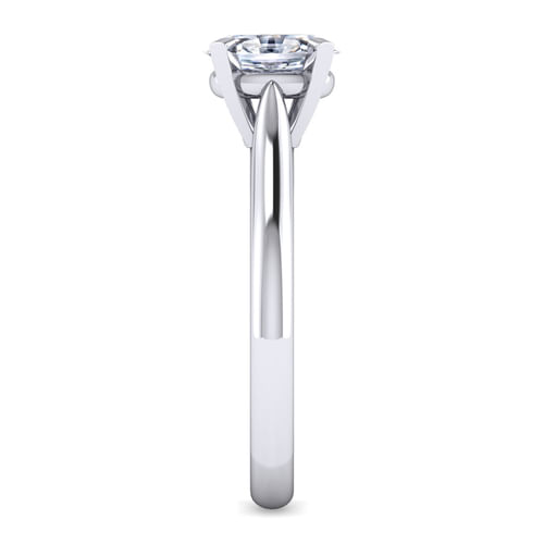 Platinum Oval Diamond Engagement Ring