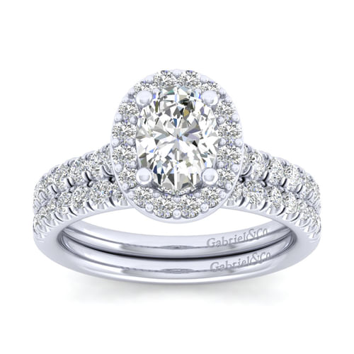 Platinum Oval Halo Diamond Engagement Ring