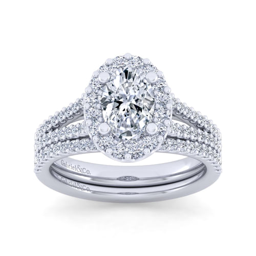 Platinum Oval Halo Diamond Engagement Ring