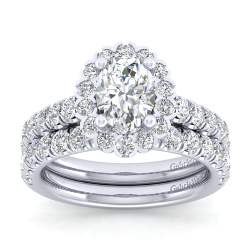 Platinum Oval Halo Diamond Engagement Ring