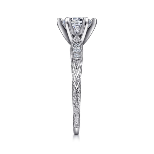 Platinum Round Diamond Engagement Ring