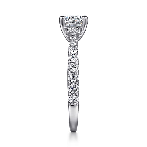 Platinum Round Diamond Engagement Ring