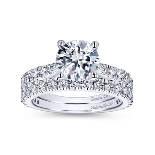Platinum Round Diamond Engagement Ring