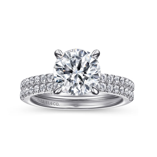 Platinum Round Diamond Engagement Ring