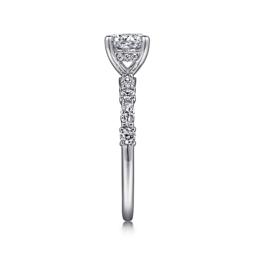 Platinum Round Diamond Engagement Ring