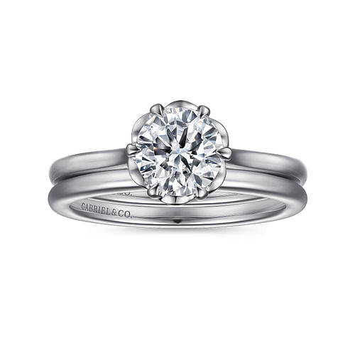 Platinum Round Diamond Engagement Ring