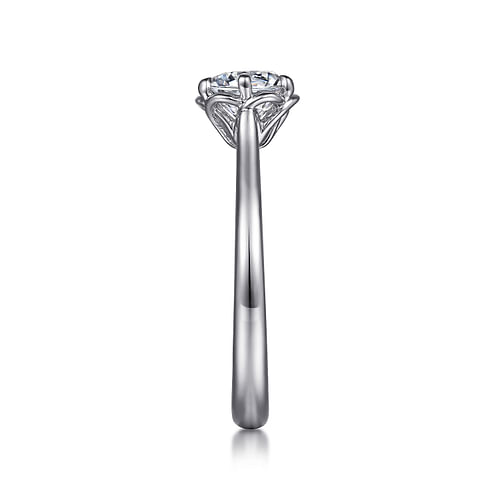 Platinum Round Diamond Engagement Ring