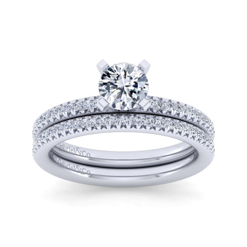 Platinum Round Diamond Engagement Ring