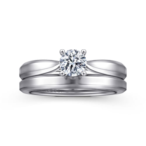 Platinum Round Diamond Engagement Ring