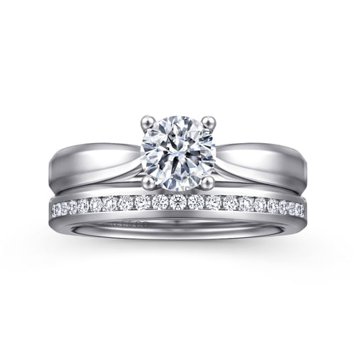 Platinum Round Diamond Engagement Ring