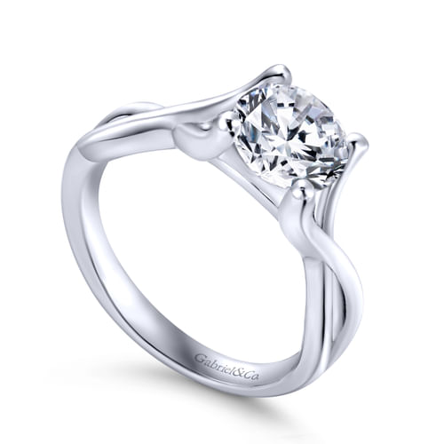 Platinum Round Diamond Engagement Ring
