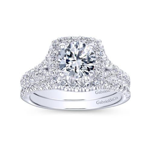 Platinum Round Halo Diamond Engagement Ring Platinum Round Halo Diamond Engagement Ring