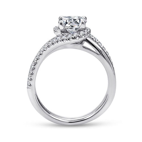 Platinum Round Halo Diamond Engagement Ring