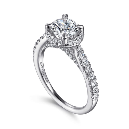 Platinum Round Halo Diamond Engagement Ring