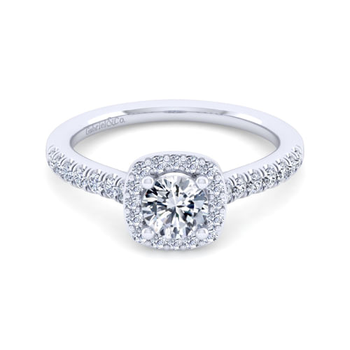 Platinum Round Halo Diamond Engagement Ring