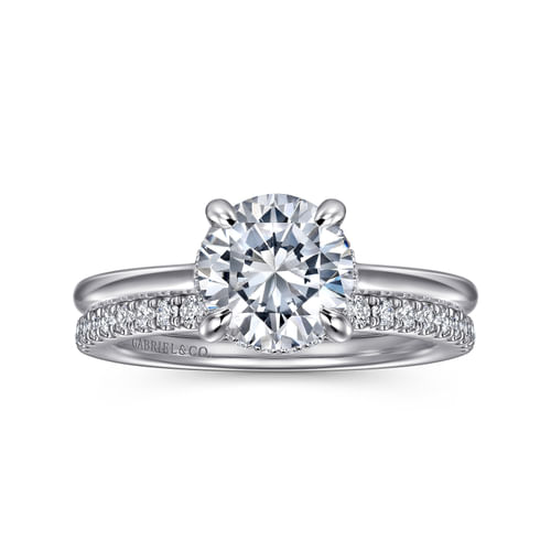 Platinum Round Halo Diamond Engagement Ring