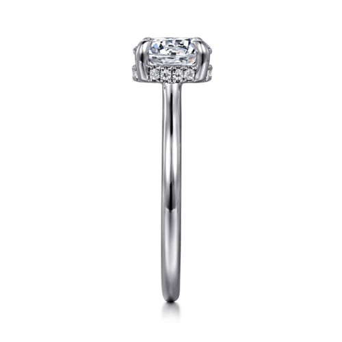 Platinum Round Halo Diamond Engagement Ring