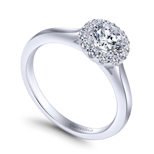 Platinum Round Halo Diamond Engagement Ring