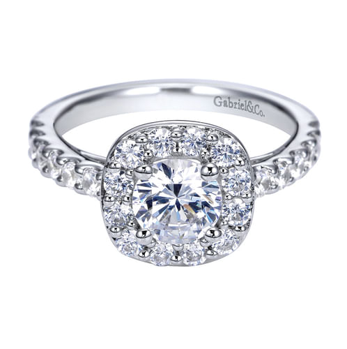 Platinum Round Halo Diamond Engagement Ring