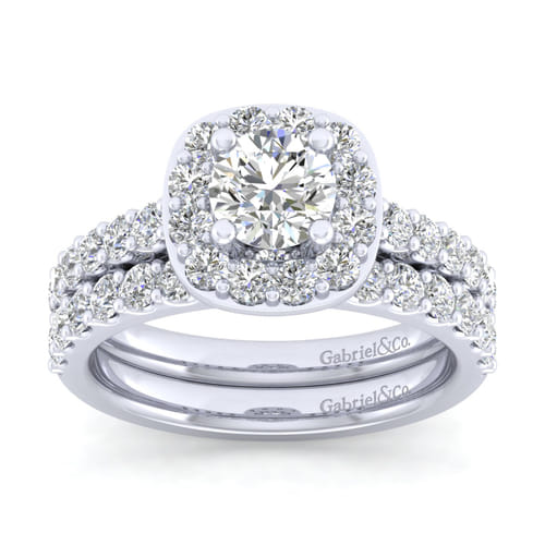 Platinum Round Halo Diamond Engagement Ring Platinum Round Halo Diamond Engagement Ring