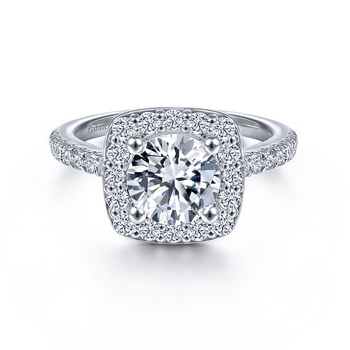 Platinum Round Halo Diamond Engagement Ring