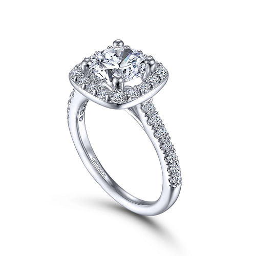 Platinum Round Halo Diamond Engagement Ring