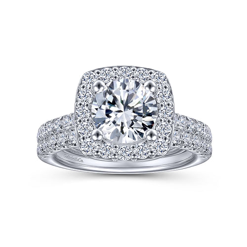 Platinum Round Halo Diamond Engagement Ring