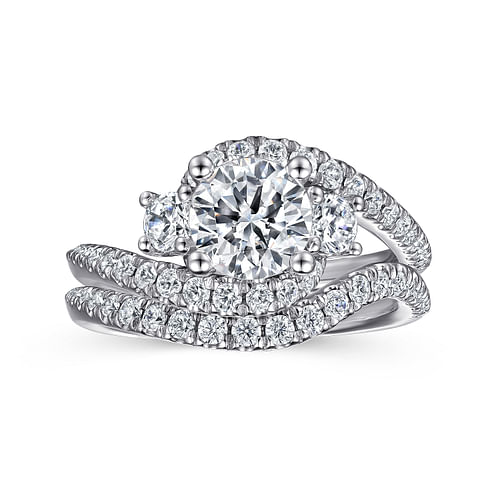 Platinum Round Three Stone Diamond Engagement Ring