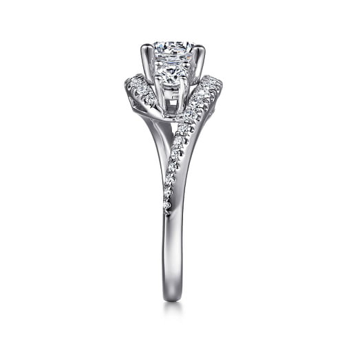 Platinum Round Three Stone Diamond Engagement Ring