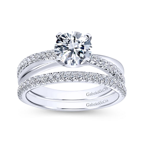 Platinum Round Twisted Diamond Engagement Ring