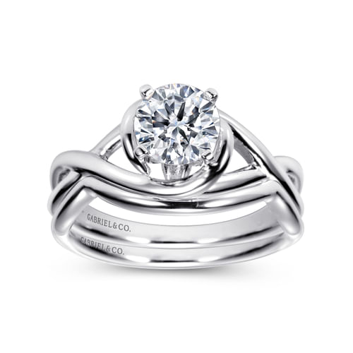 Platinum Round Twisted Diamond Engagement Ring