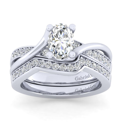 Platinum Twisted Oval Diamond Engagement Ring