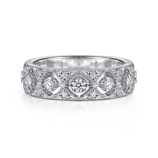 Gabriel - Vintage 14K White Gold Diamond Ring