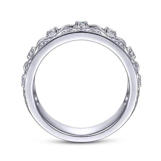 Vintage 14K White Gold Diamond Ring angle 2