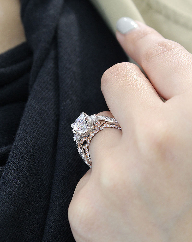 White and rose gold diamond ring deals