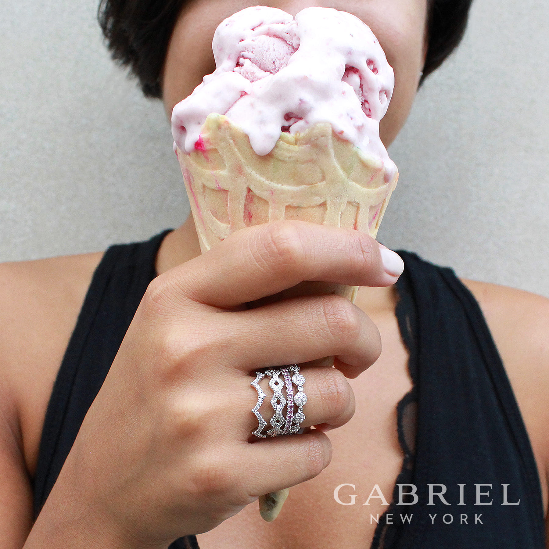 14K White Gold Scalloped Pavé Diamond Stackable Ring angle 