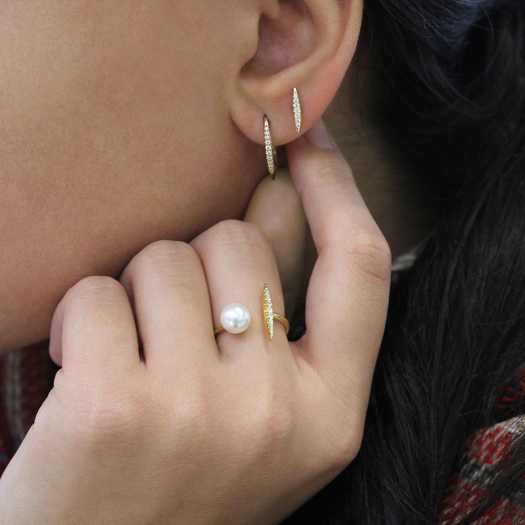 14K Yellow Gold Pavé Diamond Spiked Stud Earrings angle 