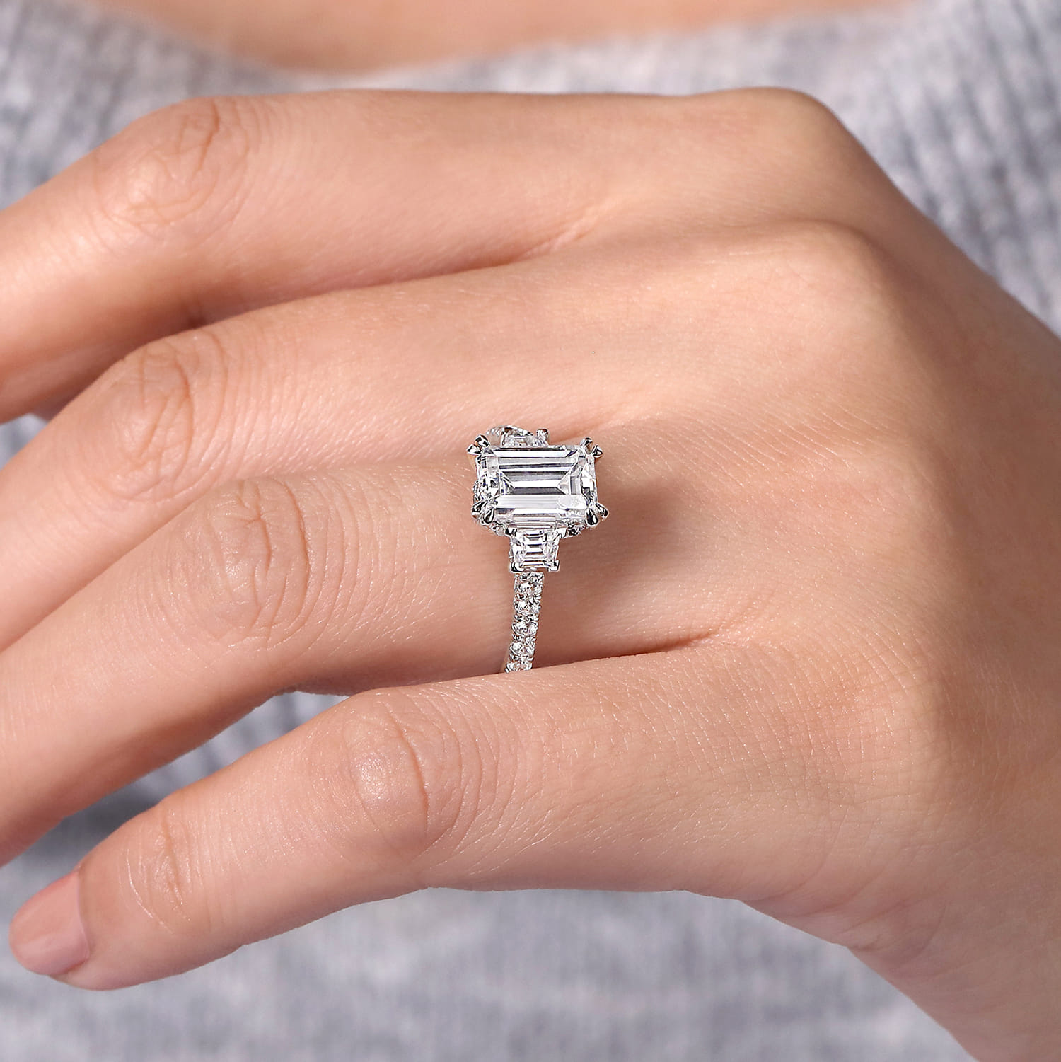 emerald cut diamond rings